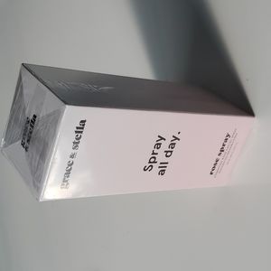 Grscr & Stella Rose Spray